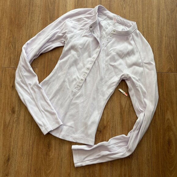 Free People Movement Long Sleeve Front Button Henley Pink Purple NWT Size S - Picture 1 of 10